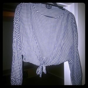 Long sleeve gingham top